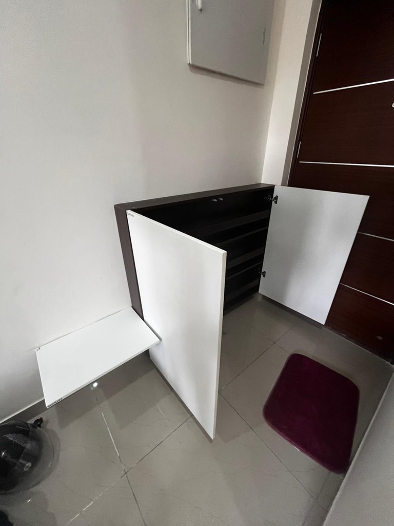Elara Shoe Rack