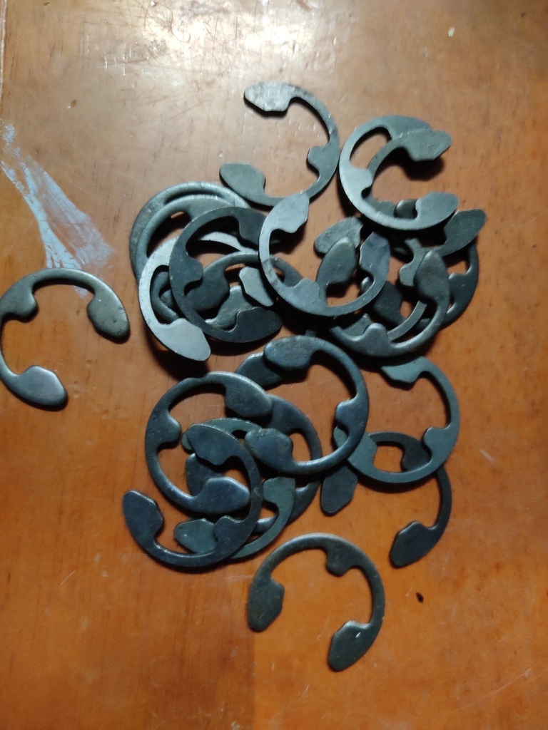 E CLIP