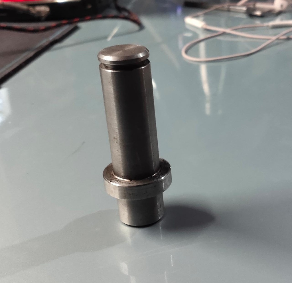 DIA24.5X65.5 MALE SHAFT