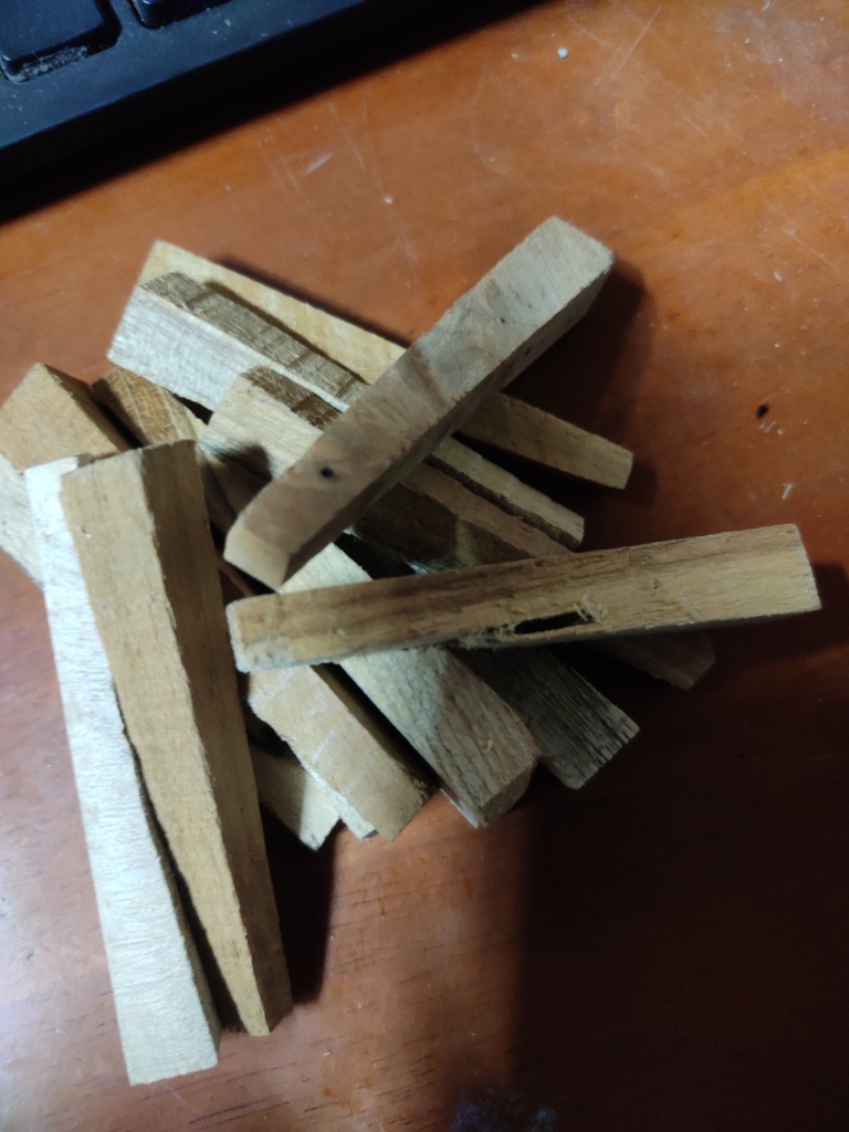 WOOD GATTA