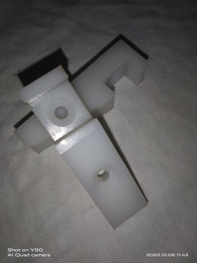 WALL MOUNTED LOCK 20x20x75 NYLON